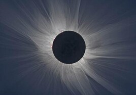 Las autoridades de EE.UU recomiendan abastecerse de alimentos, agua y combustible ante el inminente eclipse solar