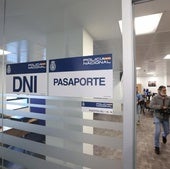 Va a renovar el DNI y denuncia lo que le pasa en el Registro Civil: «Da para peli de Berlanga»