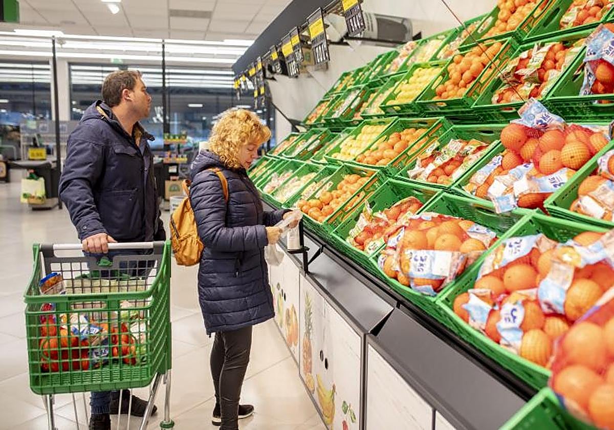 Una agencia de neuromarketing revela por qué Mercadona tiene la fruta al principio del supermercado: «Da la sensación...»