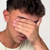 Un profesor alucina al ver los regalos que ha recibido de sus alumnos