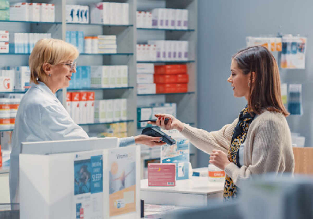 Entran en una farmacia de Estados Unidos y contrastan su contenido con el de una en España