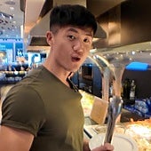 Un chino que vive en España desvela qué debemos comer en un buffet libre de comida asiática: «El objetivo no es disfrutar»