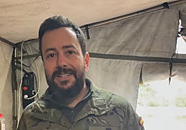 Un cocinero del Ejército español desvela el alimento que siempre comen en las maniobras: «Nos interesa que los chavales...»