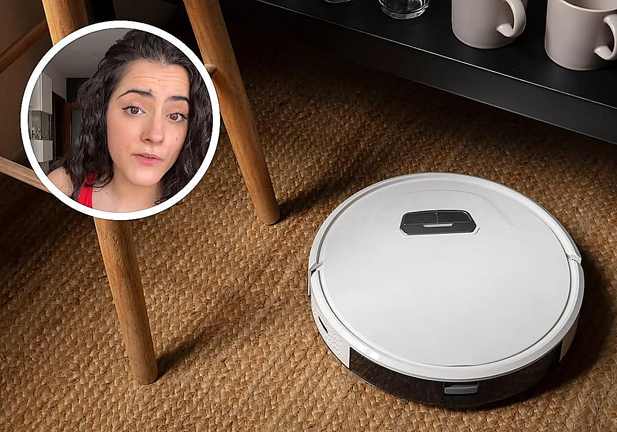Un aspirador automático y la tiktoker experta en ciberseguridad