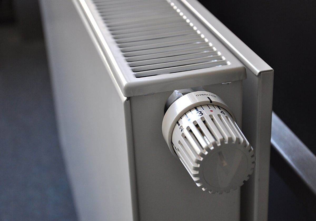 Un fontanero desvela el truco para que los radiadores calienten más y consuman menos