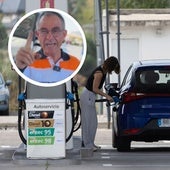 Un trabajador de una gasolinera aconseja no repostar siempre combustible low cost: «Cada tres depósitos...»