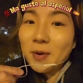 Una coreana que vive en España, atónita por la cantidad de usos que se da a esta palabra en español: «Lo digo y me río»