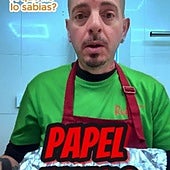 Un carnicero explica la forma correcta de usar el papel de aluminio para conservar y cocinar alimentos