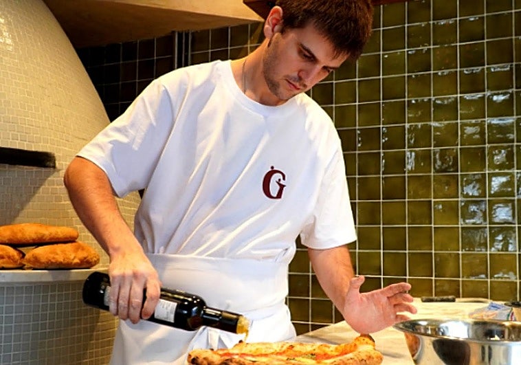 El dueño de una pizzería explica cuánto dinero cuesta mantener el negocio: «Lavando ropa me gasto 800 euros al mes»