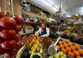 Un nutricionista explica cuáles son las frutas a evitar si quieres perder peso: «Está lleno hasta arriba de azúcar»