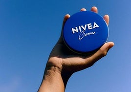 La OCU dicta sentencia sobre la calidad de la crema de Nivea: «Su capacidad de hidratación es...»