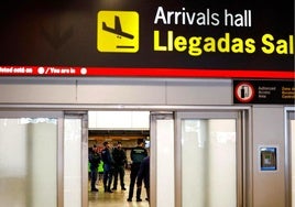 Carlos Herrera denuncia el «secuestro» que ha sufrido en el aeropuerto de Barajas: «Pensé en llamar a la Guardia Civil»