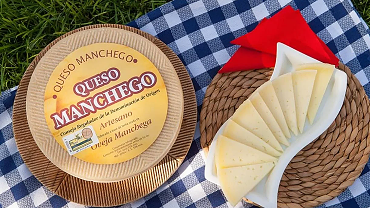 El queso manchego es considerado como uno de los mejores del mundo y le han salido muchos imitadores sin Denominación de Origen