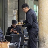 Una camarera, indignada por lo que han hecho dos clientes que han ido a desayunar al bar en el que trabaja