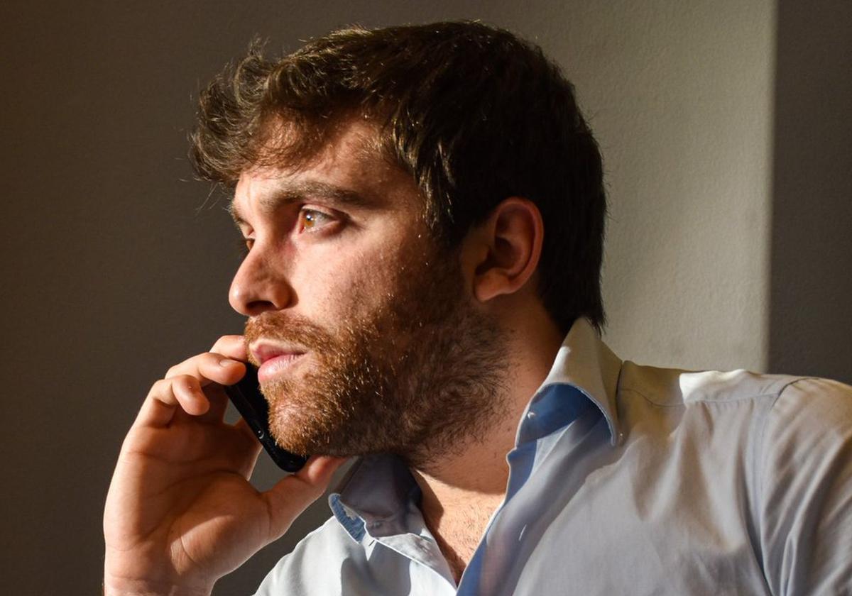 Fabrizio Romano contesta a quienes le acusan de aceptar sobornos por rumores de fichajes: «Se habla mucho...»