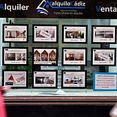 Una experta en finanzas explica a qué edad comprar una casa es una buena inversión