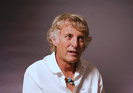 Preguntan a Jesús Calleja su opinión sobre la inmigración en España y es claro en su respuesta: «Vivimos tiempos convulsos»