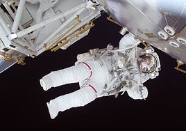 Una astronauta de la NASA revela cuánto dinero cobra: «No mucho»