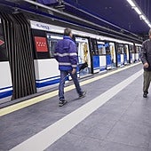 Un escocés que vive en España, harto de lo que hacen muchos viajeros en el Metro de Madrid a diario