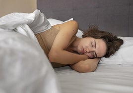 Un psiquiatra advierte de cómo envejece nuestro cerebro por dormir mal: «Como si tuviera ocho años más»