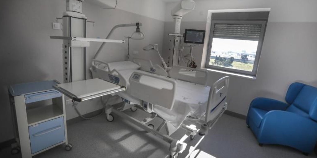 Un canario denuncia el «abuso» que sufren los pacientes de los hospitales de España en sus habitaciones: «Es una falta de humanidad»