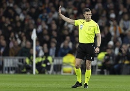 Soto Grado revive su mayor polémica en un Real Madrid - Barcelona: «O es gol o no lo es, pero no pueden pasar las dos cosas»