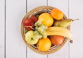 Un nutricionista va al supermercado y responde sobre lo que más preocupa a la gente: «¿Es buena la fruta después de comer?»