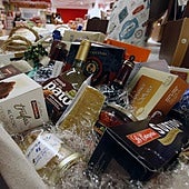 Un abogado laborista explica si las empresas tienen la obligación de dar cesta de Navidad a sus empleados