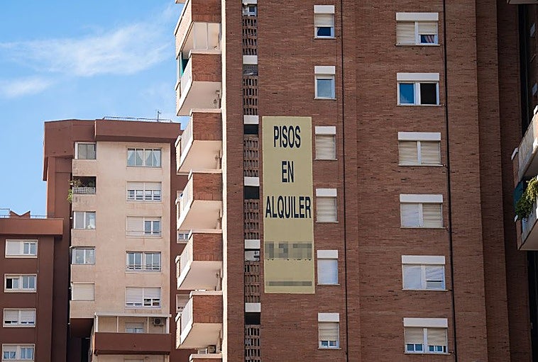 Pilar García de la Granja, experta económica, tajante sobre las políticas que limitan el precio del alquiler en España: «Provoca el efecto contrario»