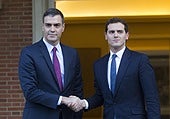 Preguntan a Albert Rivera si se arrepiente de no haber pactado con Pedro Sánchez tras las elecciones de 2019 y es tajante: «Visto lo visto...»
