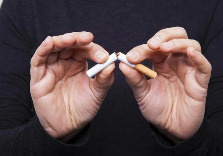 Esta es la mejor edad para dejar de fumar y evitar un mayor riesgo de muerte