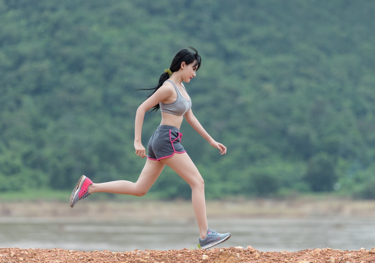 Mujer corriendo