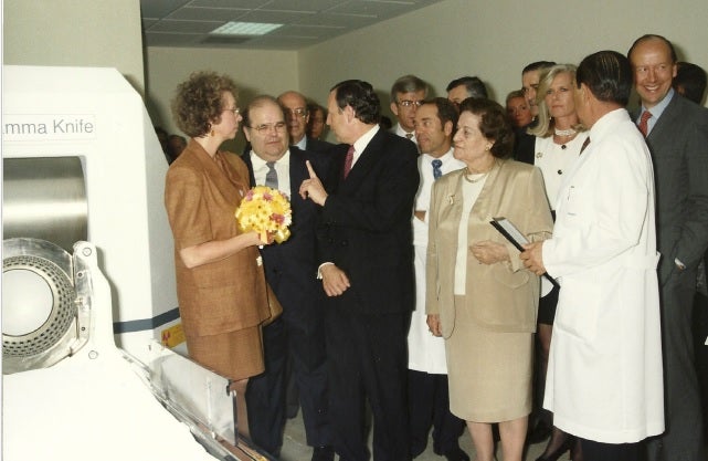 La Princesa Christina de Suecia inauguraba el 17 de junio de 1993 la Unidad de Radiocirugía Gamma.