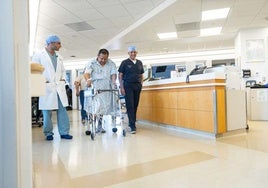 Hito histórico en cirugía: realizan en EE.UU. el primer trasplante de vejiga en un ser humano