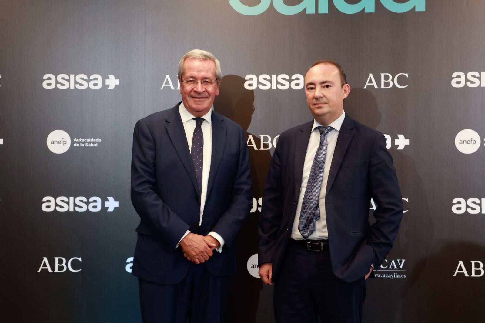 Jose María Suárez, secretario del consejo de administración del grupo PSN y David San Cristóbal, director de comunicación de PSN