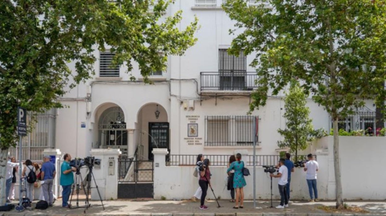 La Fiscalía denuncia al director de una residencia de Sevilla por abandono, lesiones y maltrato a los mayores