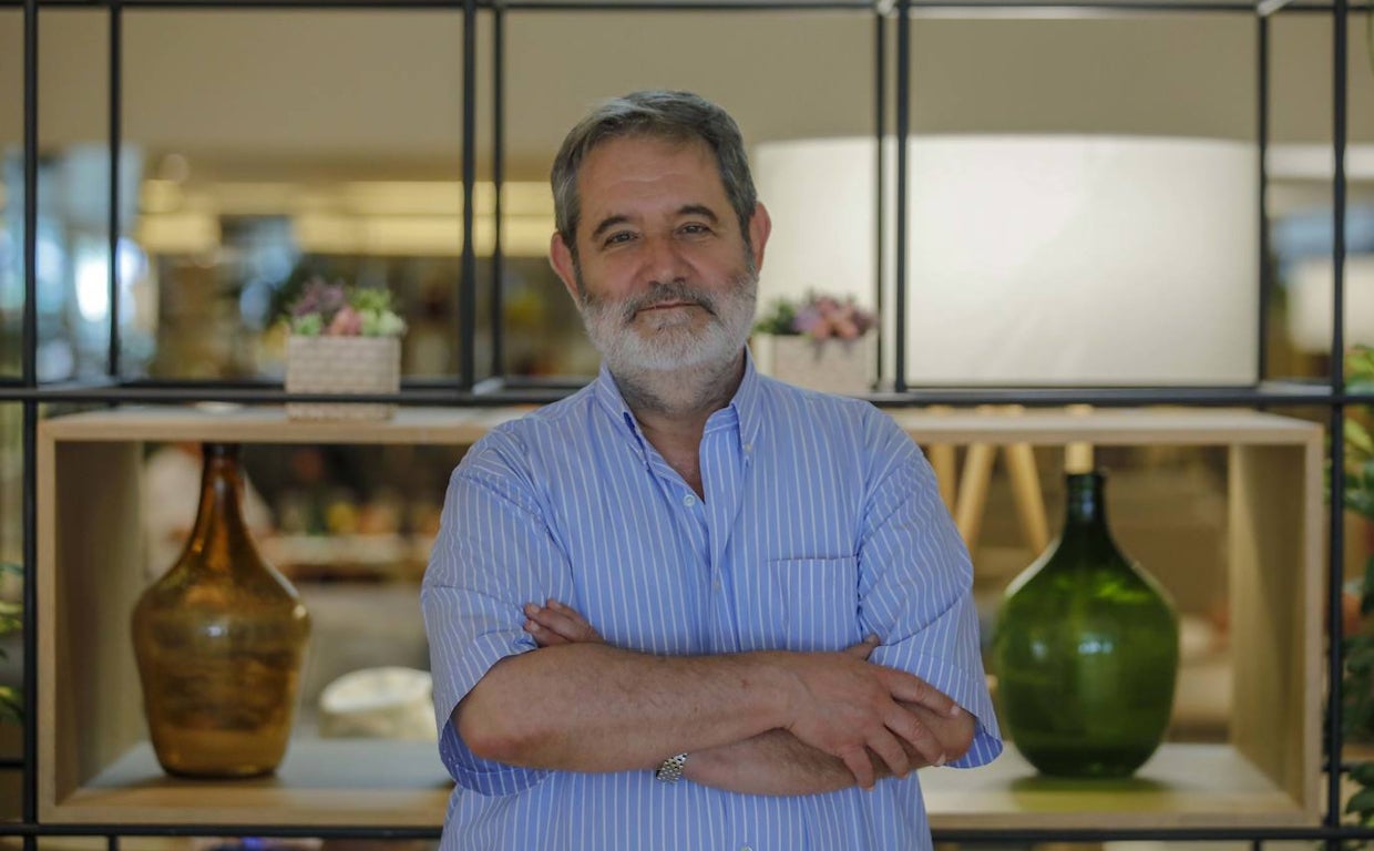 El historiador Pablo Emilio Pérez Mallaína