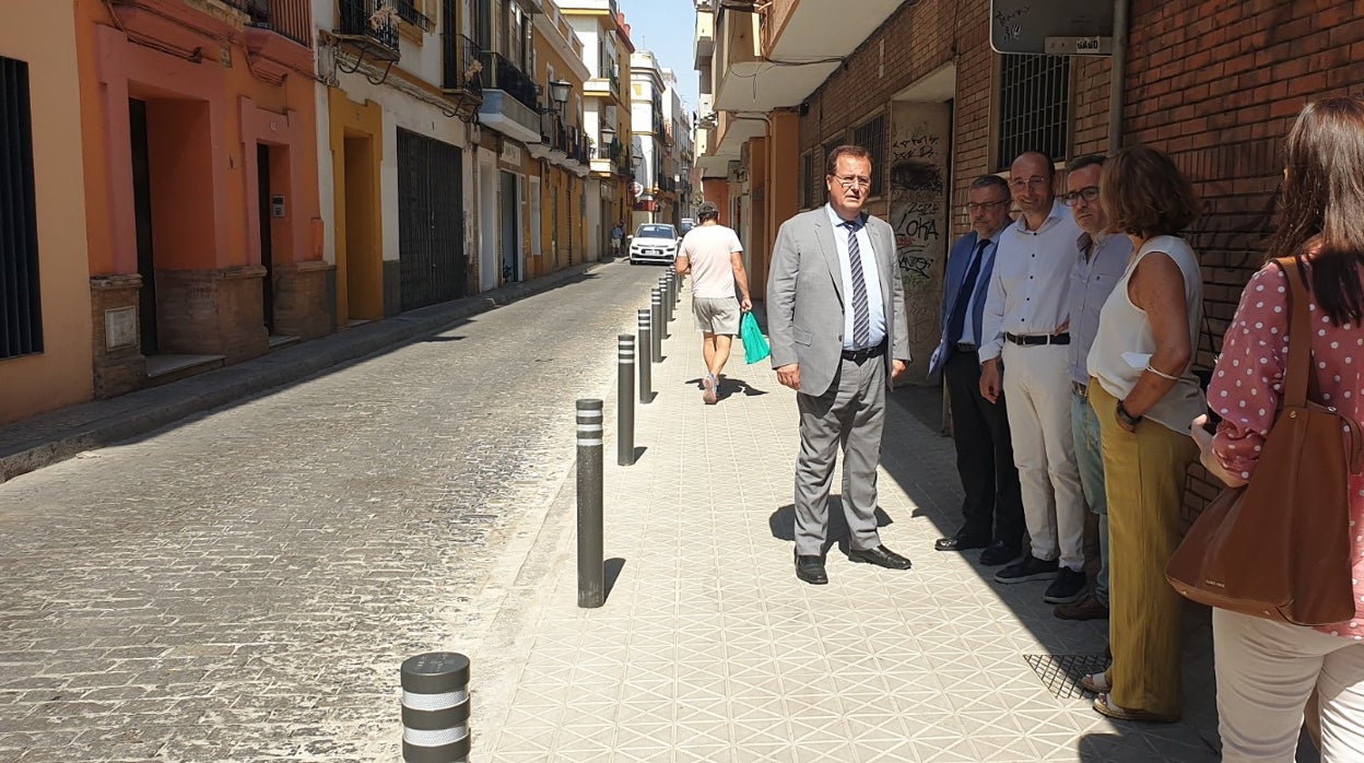 Concluyen las obras en los acerados en Baños, San Vicente y Joaquín Costa