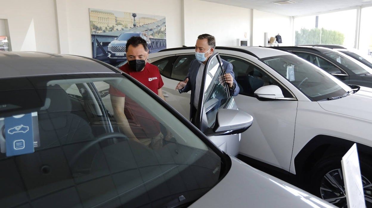 Las ventas de coches bajaron un 18% en Andalucía en julio