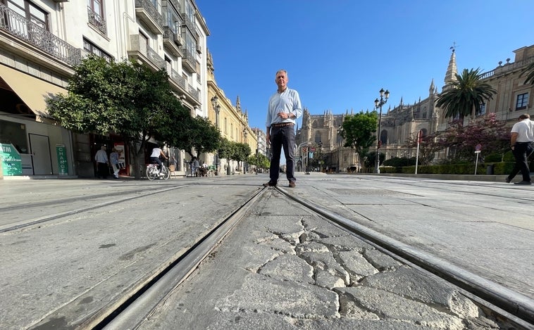 José Luis Sanz reurbanizará la avenida de la Constitución para mejorar su estado y su estética