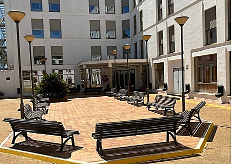 Imagen secundaria 1 - Lo que le queda a Abengoa S.A.: un &#039;hotelito&#039;, un murillo y acciones de filiales