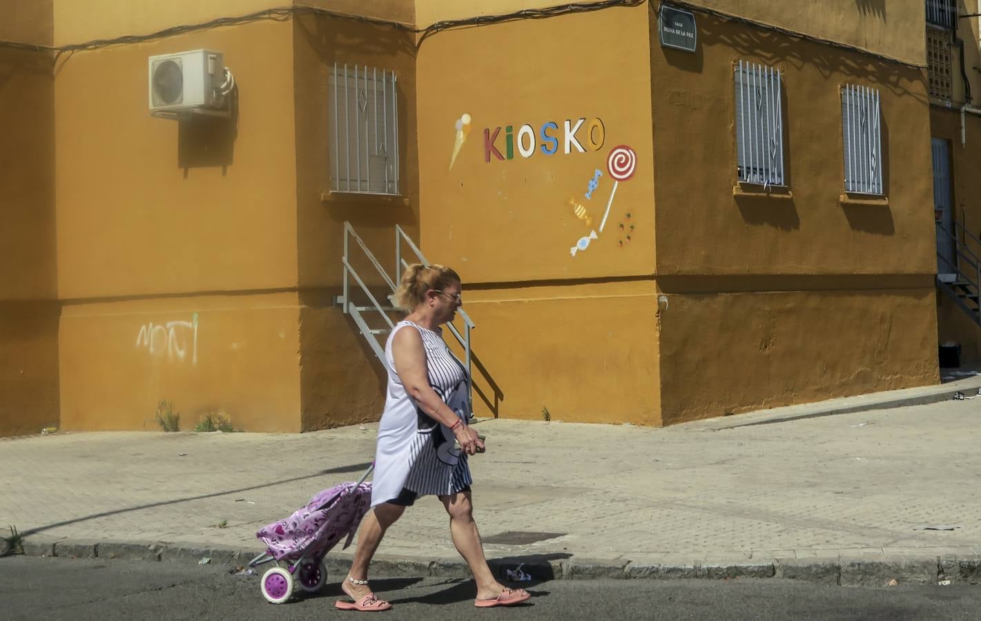 Las llamadas ventanitas son un tipo de mercado negro muy asentado en Sevilla