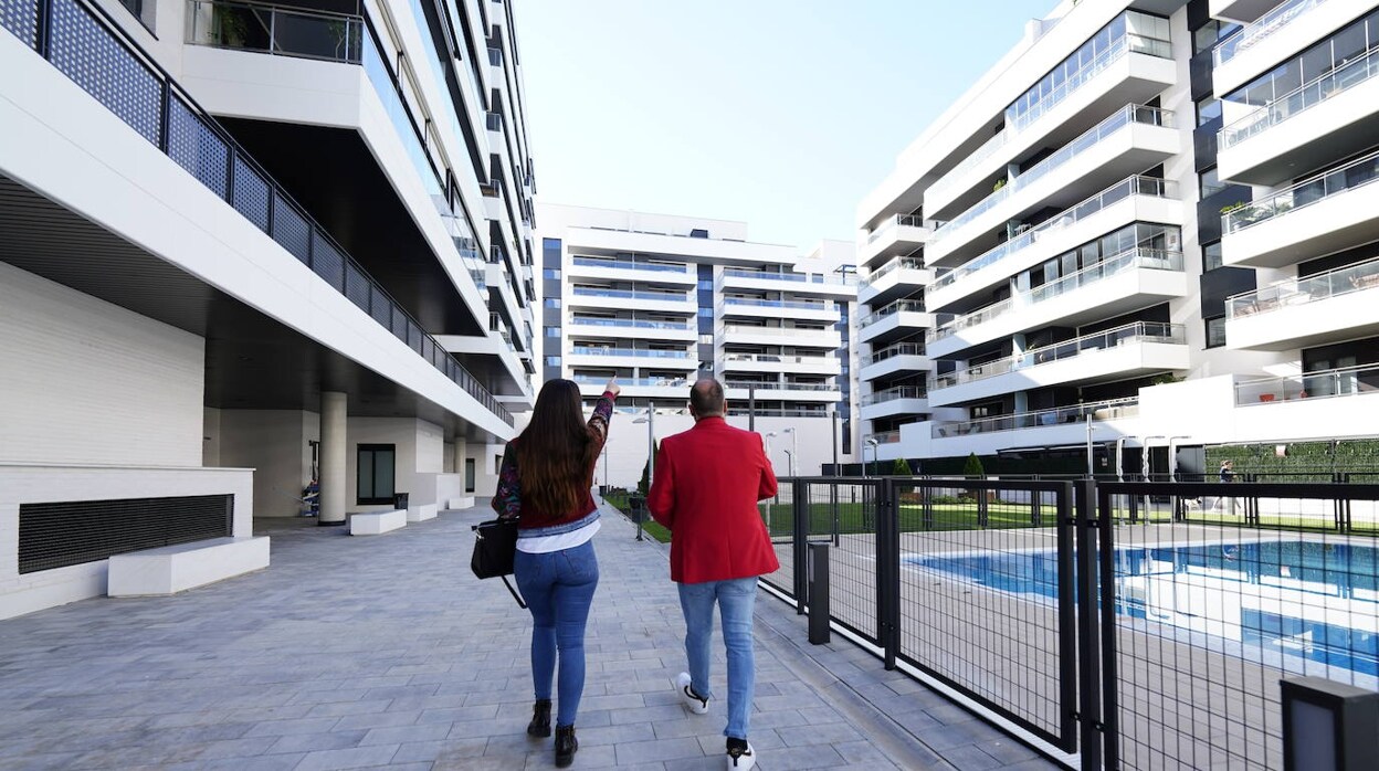La compraventa de viviendas se desacelera en Andalucía y ya crece sólo al 1,5%