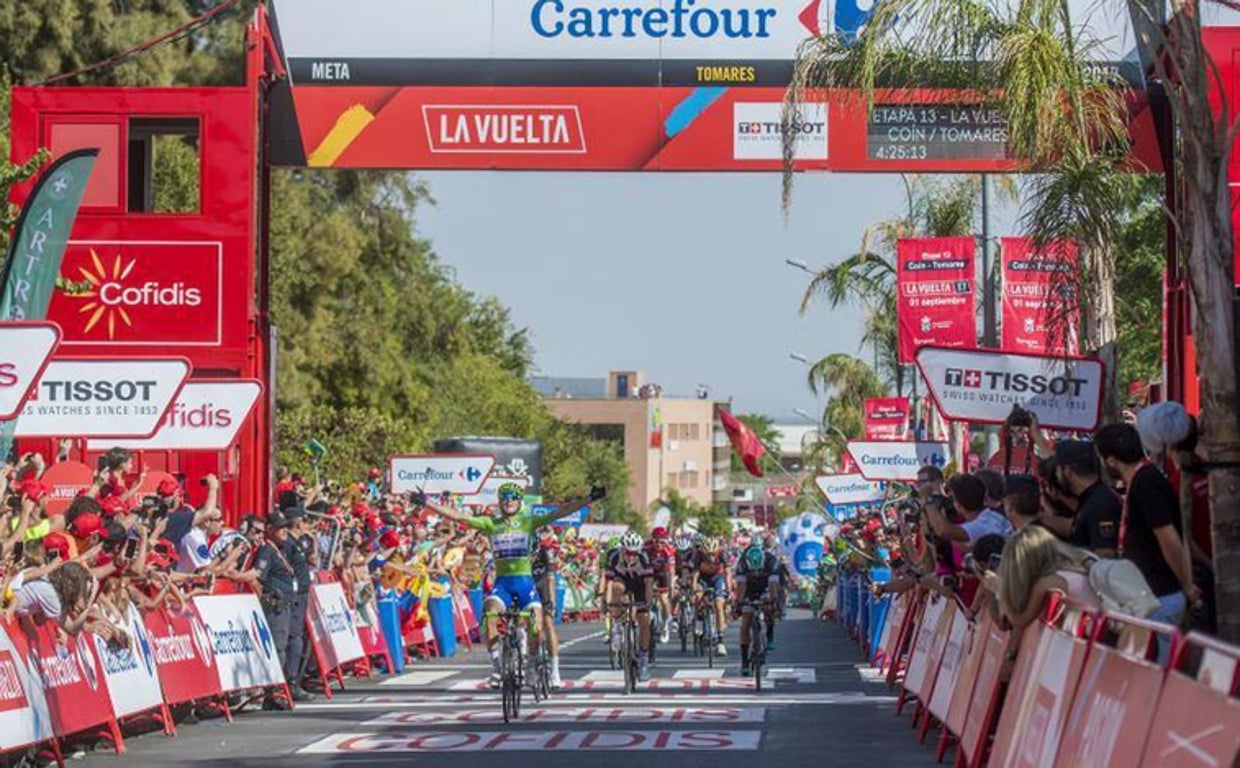 Triunfo de Matteo Trentin en Tomares en 2017