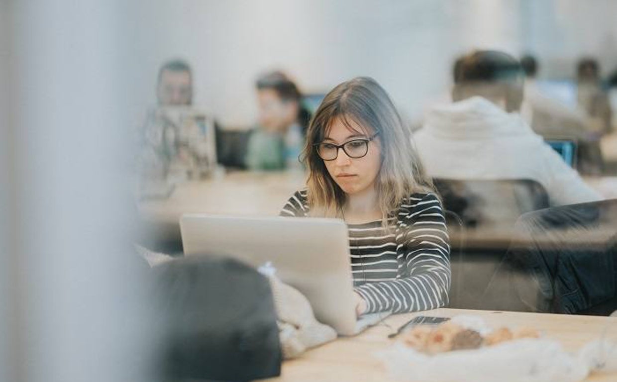 E programa utiliza las nuevas técnicas de orientación laboral y las herramientas digitales para la búsqueda de empleo