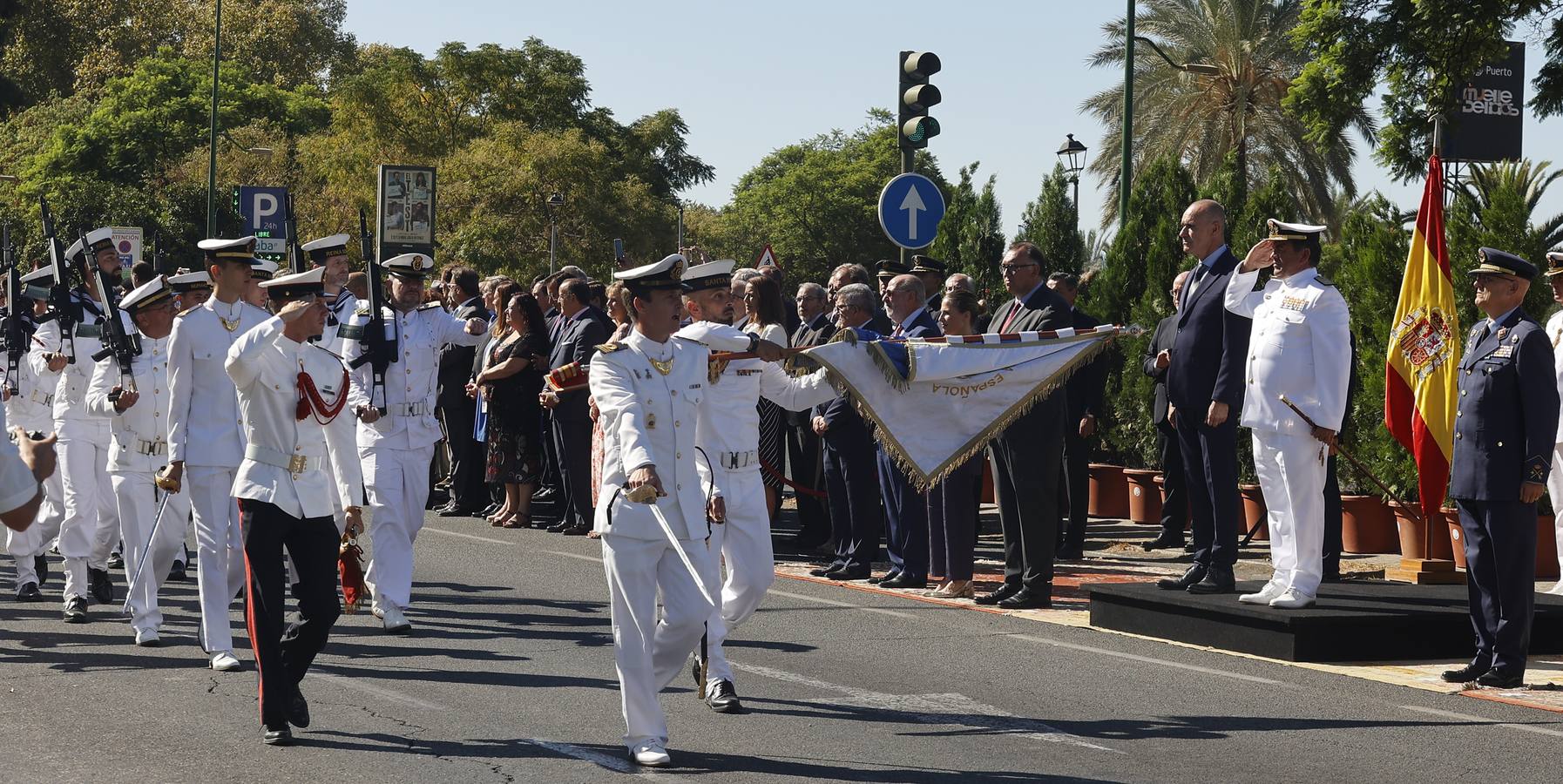 Homenaje a Elcano en la glorieta de los Marineros Voluntarios