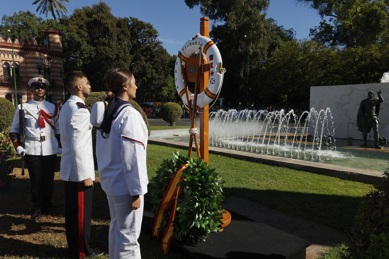 Homenaje a Elcano en la glorieta de los Marineros Voluntarios