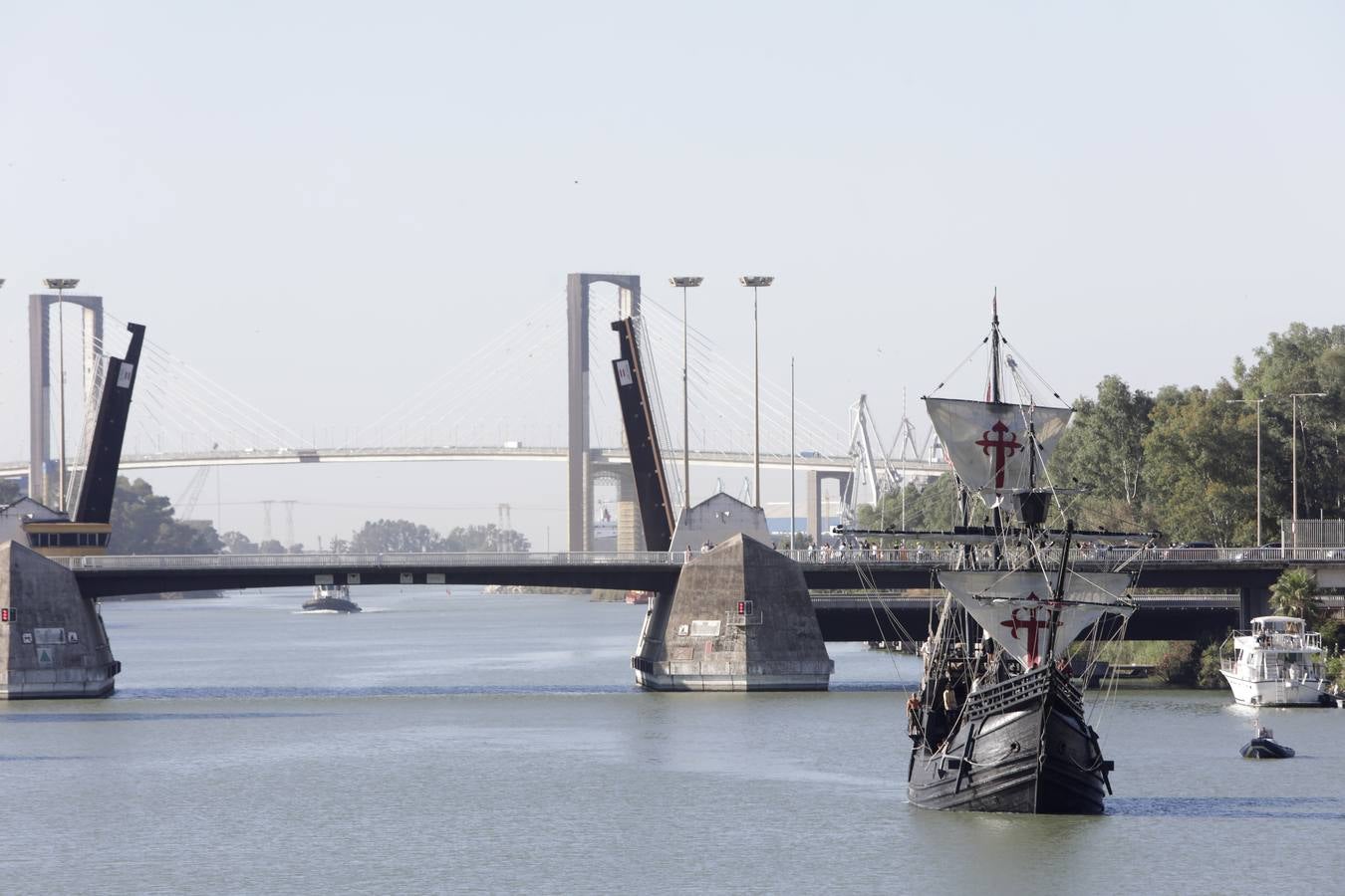 La nao Victoria vuelve a Sevilla cinco siglos después