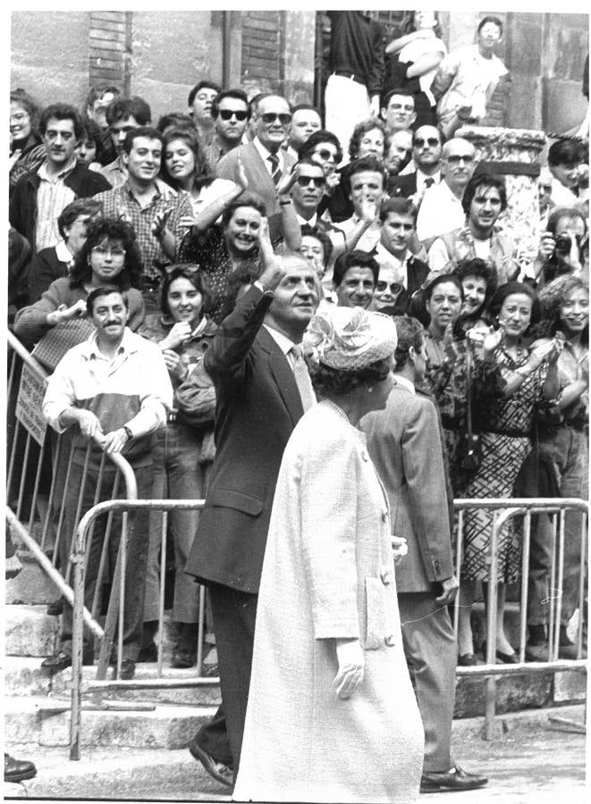 Visita de la Reina Isabel II y el Duque de Edimburgo a Sevilla en 1988