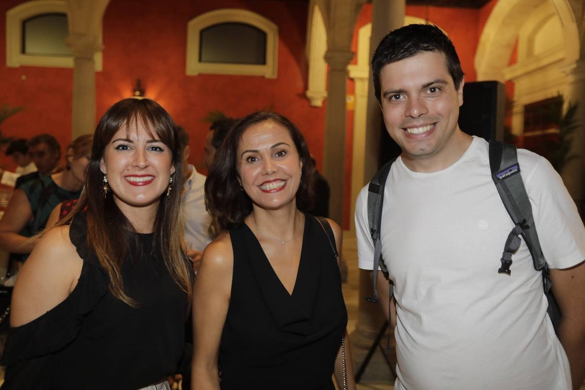 Alejandra Borrell, Rocío Gutiérrez y Pau Garcia-Milà